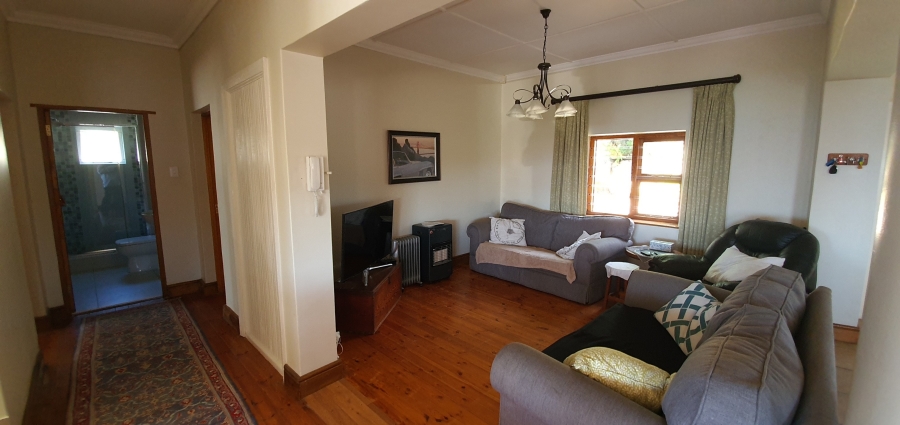 4 Bedroom Property for Sale in Mossel Bay Central Western Cape